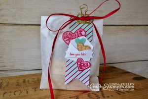 CASE-ing the Catalog - Glassine treat bag & note card | Stampin Up Demonstrator Linda Cullen | Crafty Stampin’ | Purchase your Stampin’ Up Supplies | Sealed with Love Stamp Set | Sweet & Sassy Framelits Dies | Sending Love Glassine | Sending Love DSP