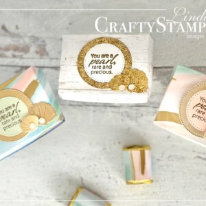 Stampin Scoop By the Bay Suite Episode 153 | Join Stampin’ Up! | Frequently Asked Questions about becoming a Stampin’ Up! Demonstrator | Join the Craft Stampin’ Crew | Stampin Up Demonstrator Linda Cullen | Crafty Stampin’ | Purchase Stampin’ Up! Product | FAQ about Paper Pumpkin | FAQ about Kits Collection By The Bay Suite Collection (English) [160450] | Seaside Bay Bundle (English) [160445] | Seaside Bay Cling Stamp Set (English) [160436] | By The Bay 6" X 6" (15.2 X 15.2 Cm) Specialty Designer Series Paper [160434] | Distressed Gold 12" X 12" (30.5 X 30.5 Cm) Specialty Paper [159237] | Brushed Metallic Cardstock [153524] | Seaside Bay Dies [160444] | Stylish Shapes Dies [159183] | Flat Adhesive-Backed Pearls [160449] |